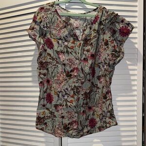 Floral Cap-Sleeve Blouse in Sage Green with Pink Accents